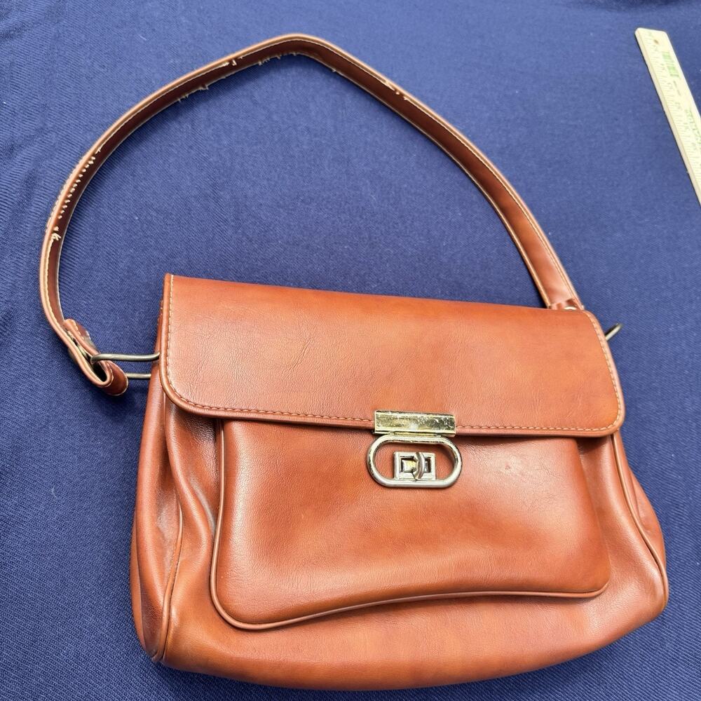 Vintage 70s Cognac Brown Leather Shoulder Bag with Gold Turn Lock